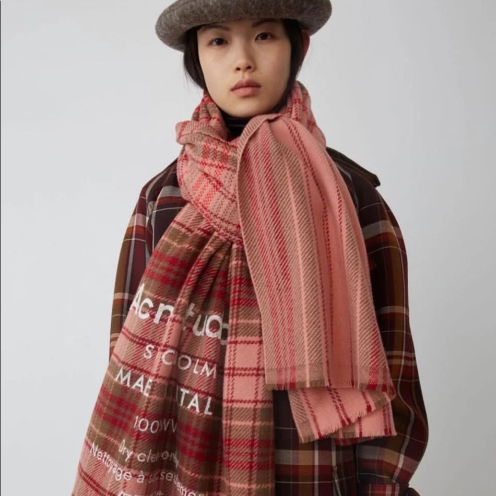 COPY - Acne studio Checked logo scarf pale pink